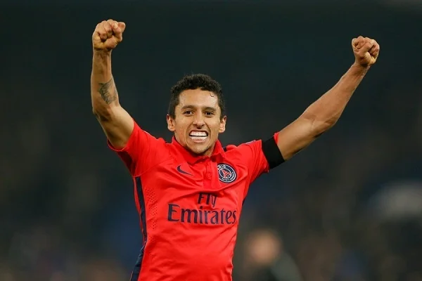 Hình 3: Trung vệ cánh phải Marquinhos